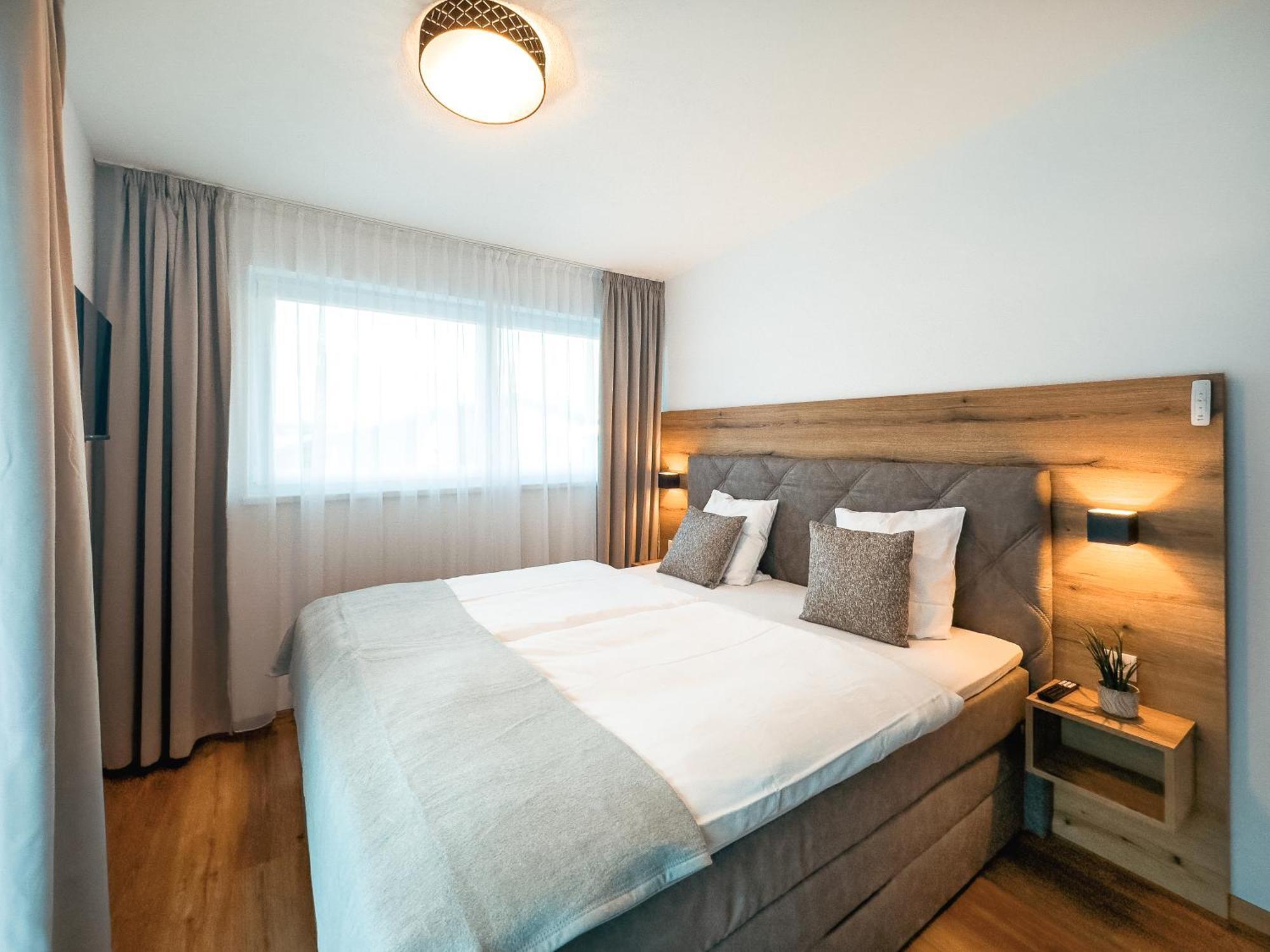 Alpenluxus Presents - Marias Zillertalblick With Roof Terrace, 3 Bedrooms & Parking Space Schlitters Exterior photo